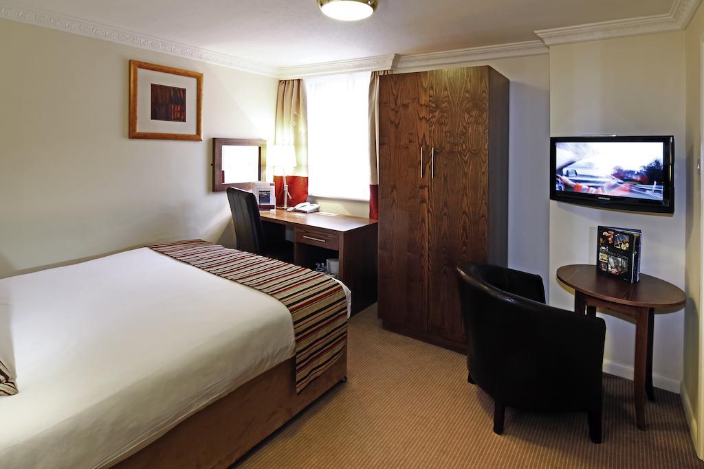 Wolverhampton Goldthorn Hotel Exterior foto